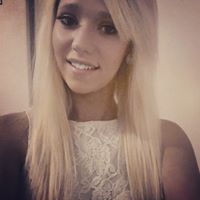 Emma Reynolds Photo 42