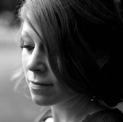 Alisa Thompson Photo 27
