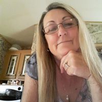 Vickie Wright Photo 24