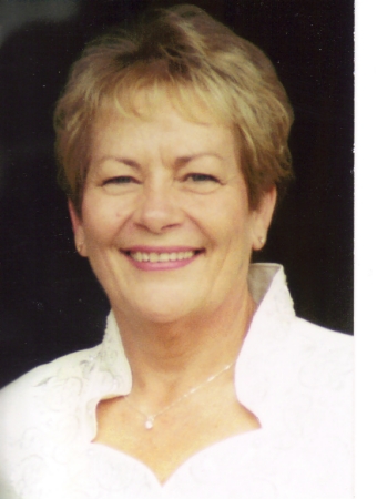 Ruby Wells Photo 4