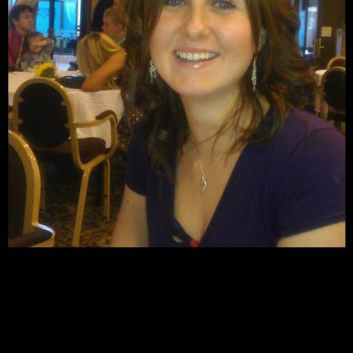Lorraine Hughes Photo 6