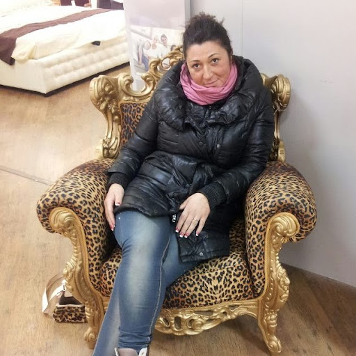 Anna Taranto Photo 20