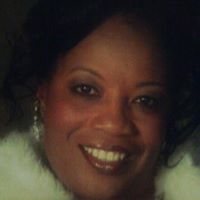 Denice Roberts Photo 9