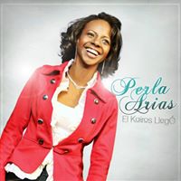 Perla Arias Photo 8