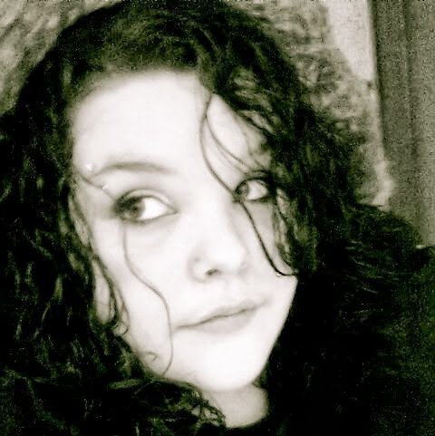 Renee Flynn Photo 34