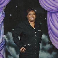 Angela Roland Photo 22
