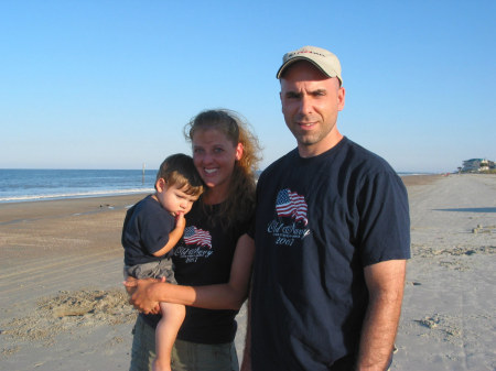 Kerri Smith Photo 18