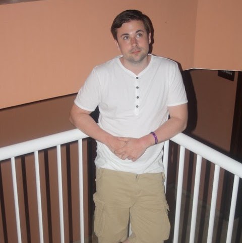 Robert Mcmillan Photo 42