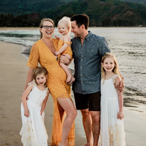 Kristin Hill Photo 39