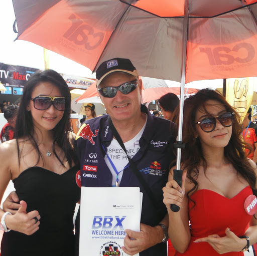 John Diamond Photo 16