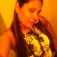 Liza Salinas Photo 10
