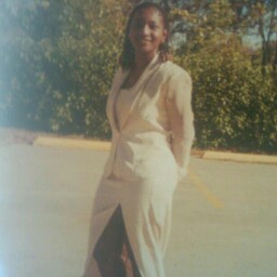 Betty Gray Photo 3