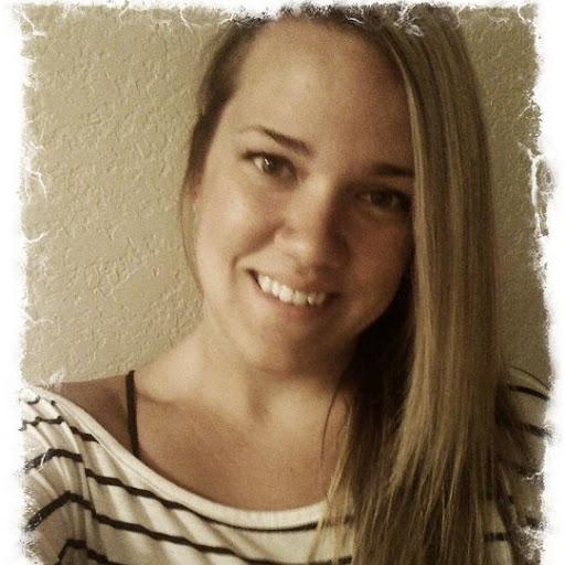 Kristin Gonzales Photo 13