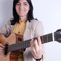 Carol Oliveira Photo 11