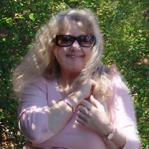 Robyn Watson Photo 13