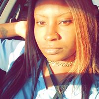 Gina Daniels Photo 39