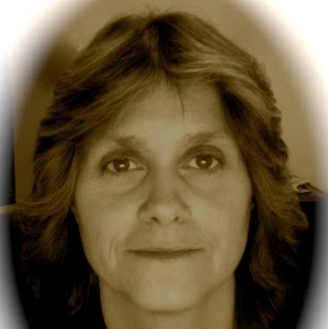 Debra Tucker Photo 30