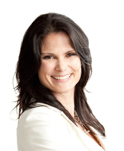 Michelle Vaughan Photo 36