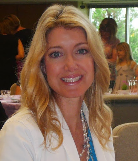 Lisa Browning Photo 30