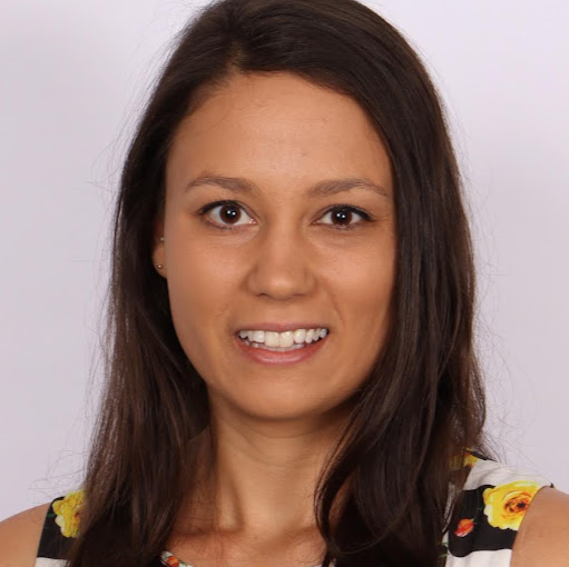 Jennifer Skinner Photo 27