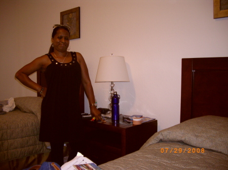 Janet Cobb Photo 25