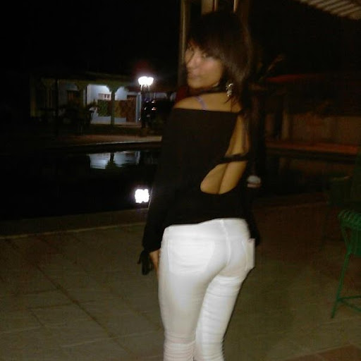 Cindy Aguilar Photo 24