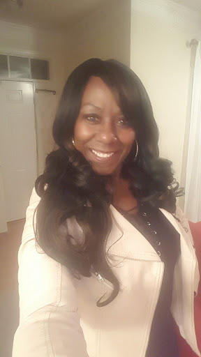 Sandra Stokes Photo 30