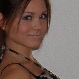 Maria Howard Photo 28
