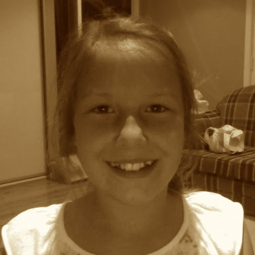 Annie Carroll Photo 19