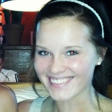 Miranda Anderson Photo 21