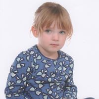 April Dunham Photo 30