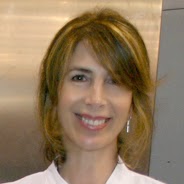 Lisa Goldstein Photo 46