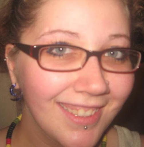 Sarah Frank Photo 20