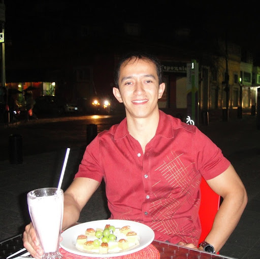 Axel Hernandez Photo 2