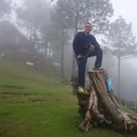 Ernesto Peraza Photo 13