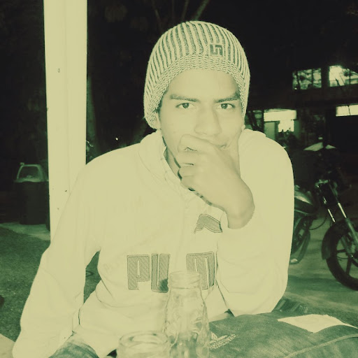 Josue Torres Photo 9
