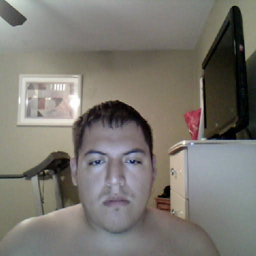 Eric Gomez Photo 11