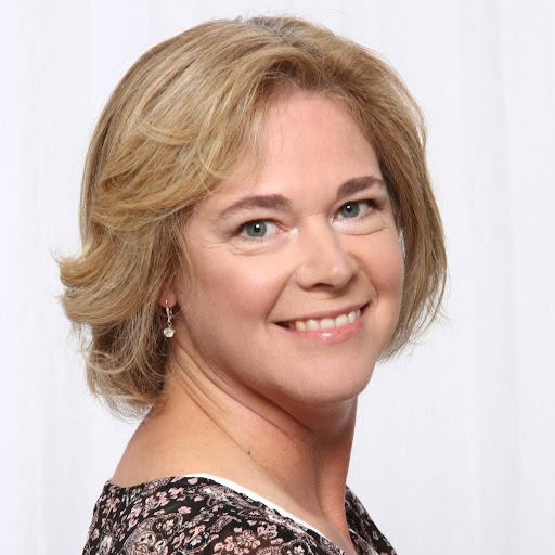 Lisa Chambers Photo 24