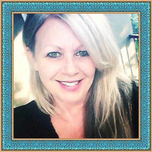 Lori Groves Photo 31