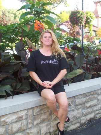 Vicki Cooper Photo 12
