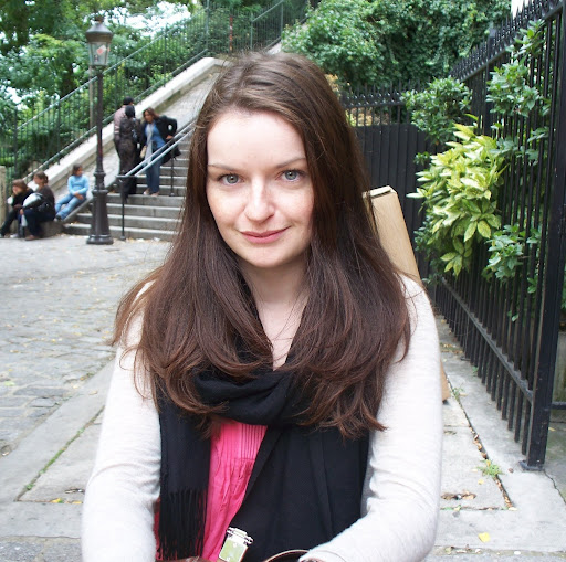 Elizabeth Heath Photo 18