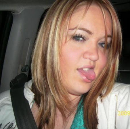 Alison Moss Photo 27