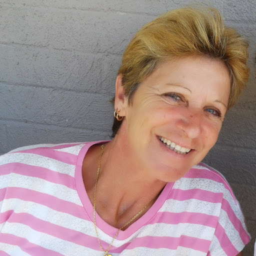 Annette Gardner Photo 40