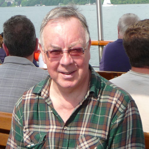 Martin Holland Photo 14