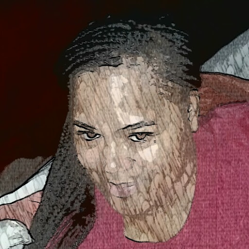 Cassandra Webb Photo 25