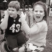 Kelly Stephenson Photo 23