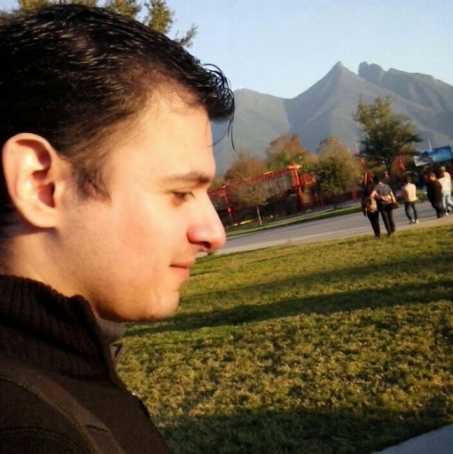 Alejandro Lozano Photo 31