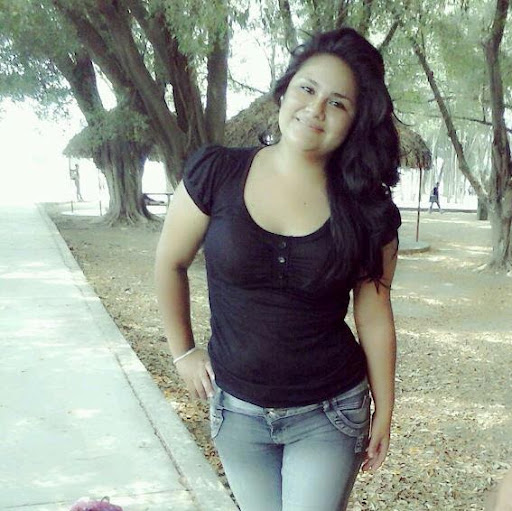 Elisa Torres Photo 40