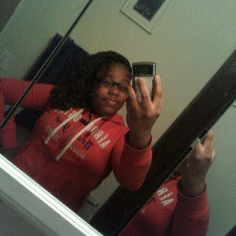 Angela Guyton Photo 24