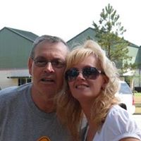 Stephanie Meeks Photo 19
